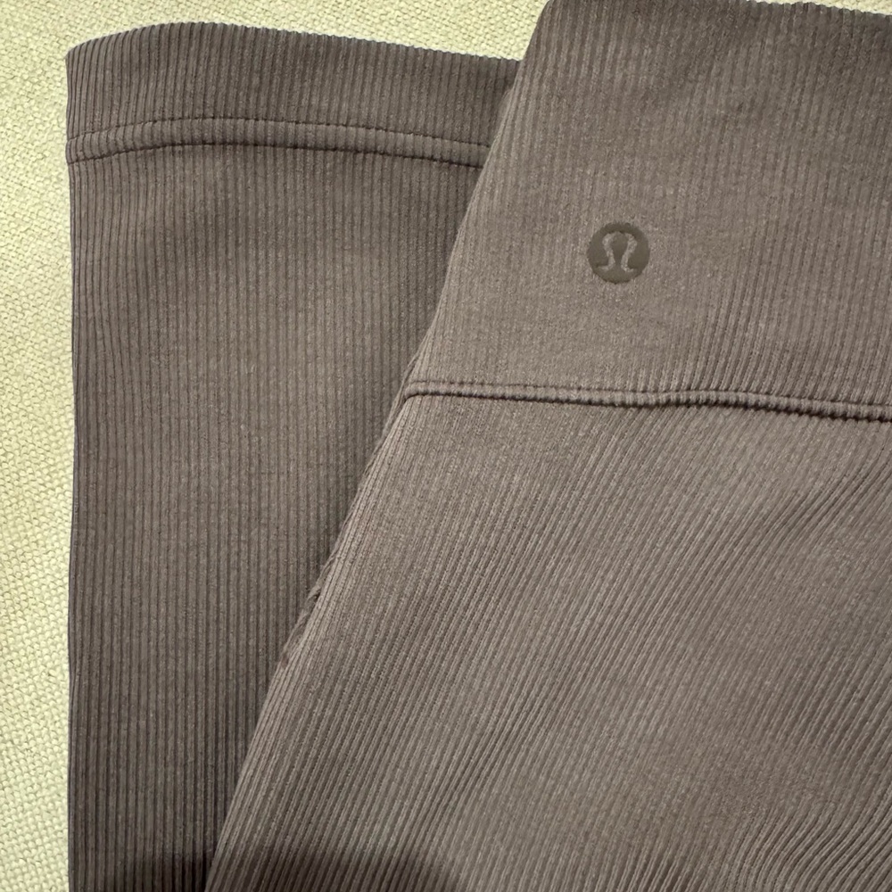 lululemon Softstreme- ribbed, flare leggings
